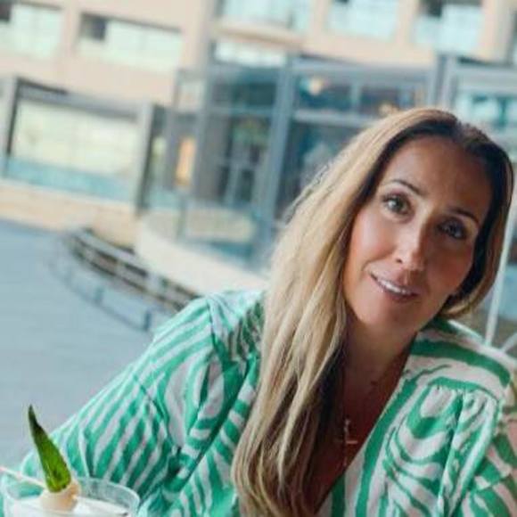 Meet your Posher, Fiona - Picture 1 of 1